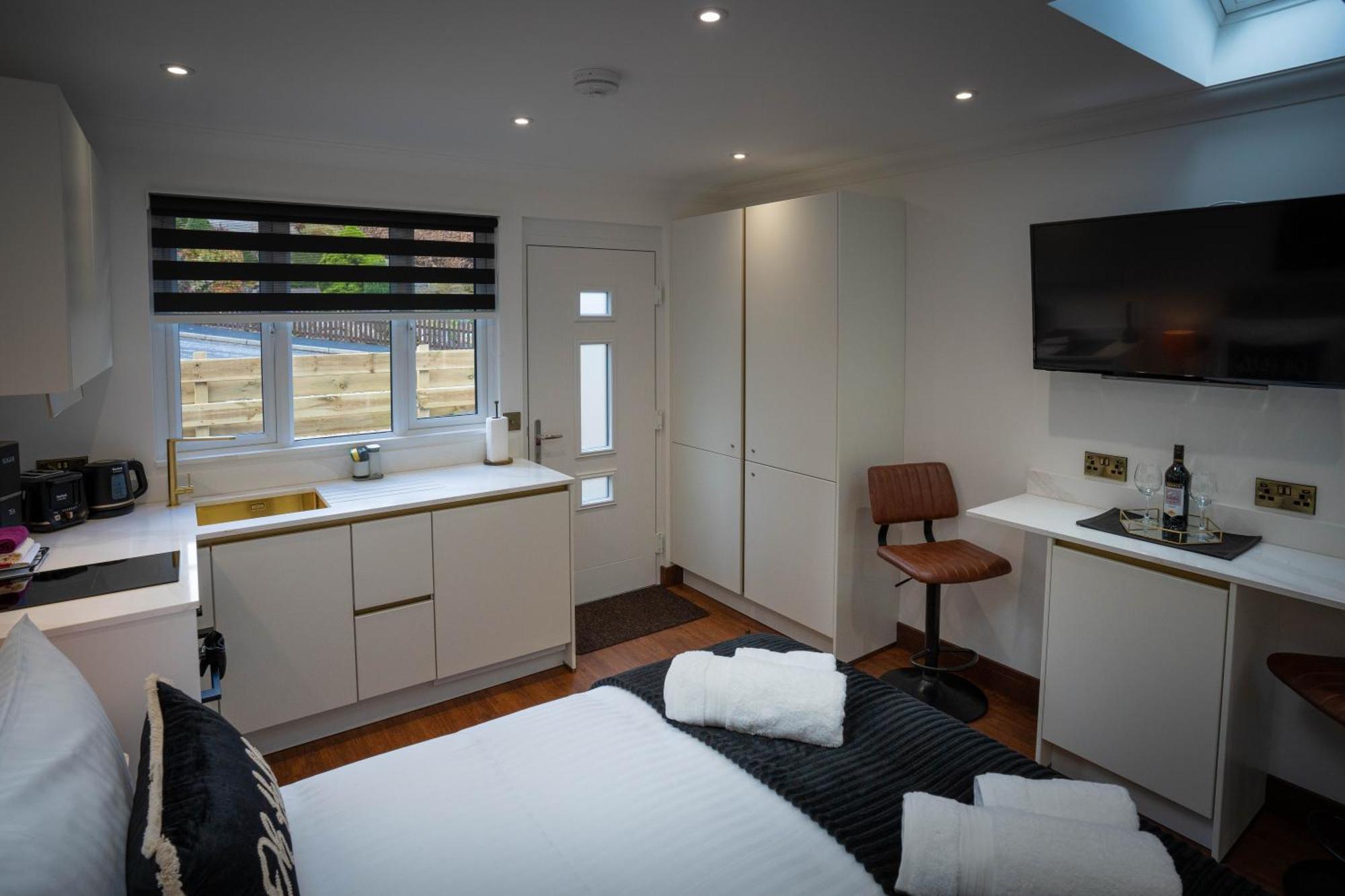 Heather Nook- Luxury Studio In Питлохри Экстерьер фото